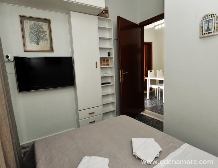 24-ROOM-2=2 PERSONS